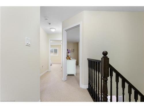 4456 Saw Mill Drive, Niagara Falls, ON - Indoor Photo Showing Other Room