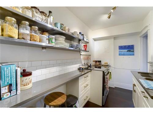 9-2 Vineland Avenue, Hamilton, ON - Indoor Photo Showing Kitchen With Double Sink