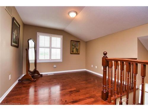 64 Gravenhurst Trail, Hamilton, ON - Indoor Photo Showing Other Room