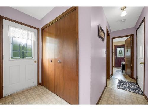 2808 Dominion Road, Ridgeway, ON - Indoor Photo Showing Other Room