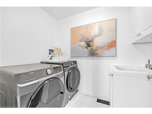 3-97 Sunvale Place, Stoney Creek, ON - Indoor Photo Showing Laundry Room