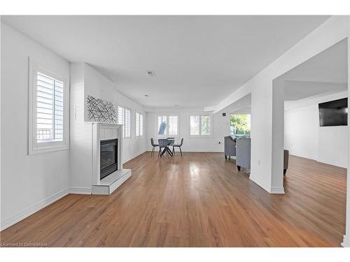 3-97 Sunvale Place, Stoney Creek, ON - Indoor Photo Showing Other Room With Fireplace