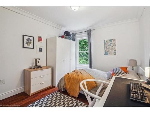 55 Balmoral Avenue N, Hamilton, ON - Indoor Photo Showing Bedroom