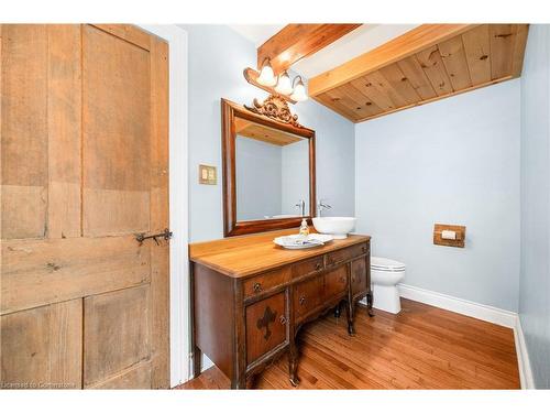 4888 Tufford Road N, Beamsville, ON - Indoor Photo Showing Bathroom