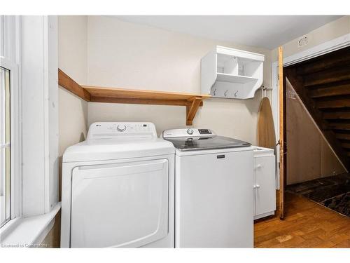 4888 Tufford Road N, Beamsville, ON - Indoor Photo Showing Laundry Room