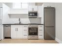 D-9 Munn Street, Hamilton, ON  - Indoor Photo Showing Kitchen 