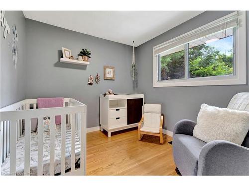 10 Taylor Crescent, Flamborough, ON - Indoor Photo Showing Bedroom