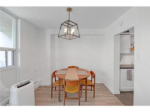 401-1964 Main Street W, Hamilton, ON - Indoor Photo Showing Dining Room