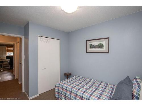 34-1420 Garth Street, Hamilton, ON - Indoor Photo Showing Bedroom