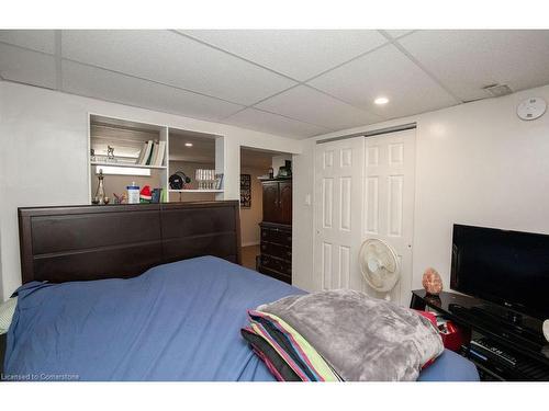 34-1420 Garth Street, Hamilton, ON - Indoor Photo Showing Bedroom