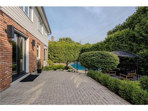 4016 Lantern Lane, Burlington, ON - Outdoor