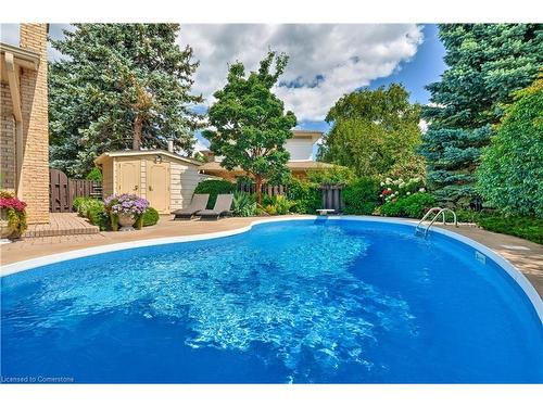 306 Oakwood Court, Burlington, ON 