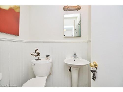 325 Brookfield Boulevard, Dunnville, ON - Indoor Photo Showing Bathroom