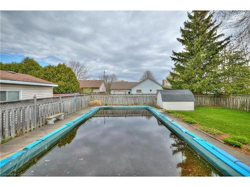 325 Brookfield Boulevard, Dunnville, ON - Outdoor With In Ground Pool