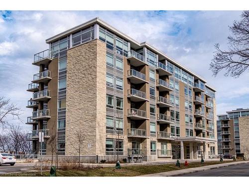 404-467 Charlton Avenue E, Hamilton, ON - Outdoor With Balcony With Facade