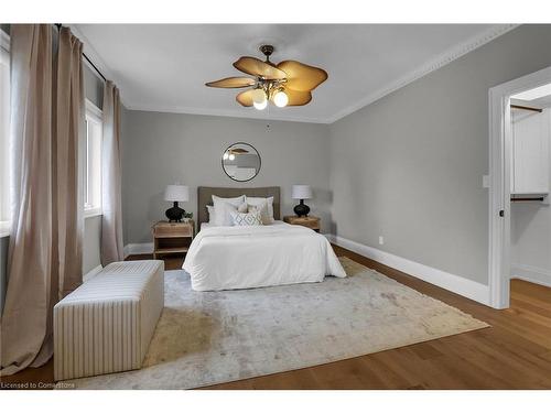 45 Lakegate Drive, Stoney Creek, ON - Indoor Photo Showing Bedroom