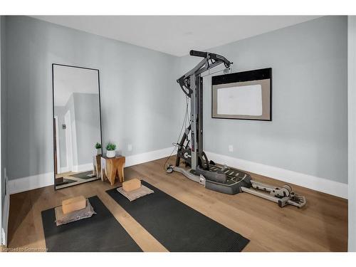 45 Lakegate Drive, Stoney Creek, ON - Indoor Photo Showing Gym Room