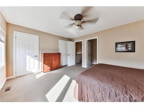 4-362 Plains Road E, Burlington, ON - Indoor Photo Showing Bedroom