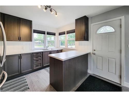 4553 Ontario Street, Beamsville, ON - Indoor Photo Showing Kitchen