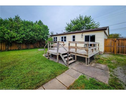 4553 Ontario Street, Beamsville, ON - Outdoor With Deck Patio Veranda