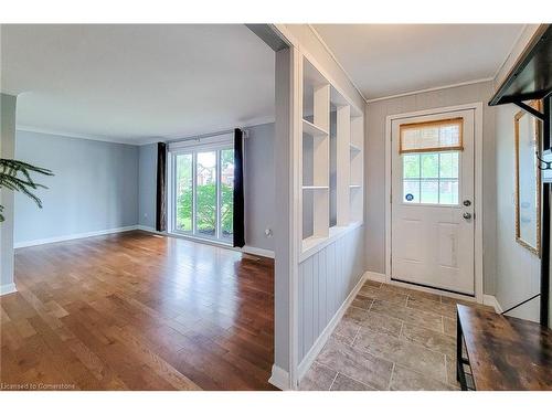 4553 Ontario Street, Beamsville, ON - Indoor Photo Showing Other Room