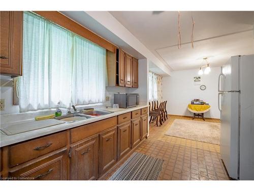 454 Cockshutt Road, Port Dover, ON - Indoor Photo Showing Kitchen