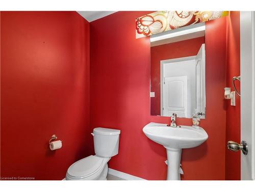 31 Cook Street, Binbrook, ON - Indoor Photo Showing Bathroom