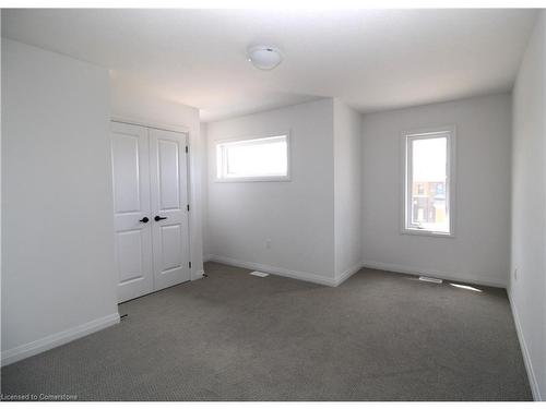 36 Holder Drive, Brantford, ON - Indoor Photo Showing Other Room