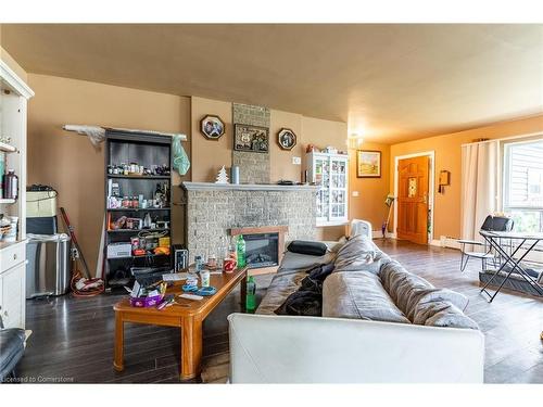 4710 Drummond Road, Niagara Falls, ON - Indoor Photo Showing Living Room With Fireplace