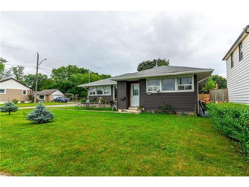 4710 Drummond Road, Niagara Falls, ON - Outdoor