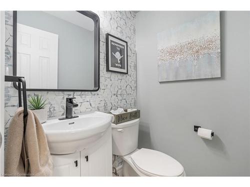 3 Dunrobin Drive, Caledonia, ON - Indoor Photo Showing Bathroom