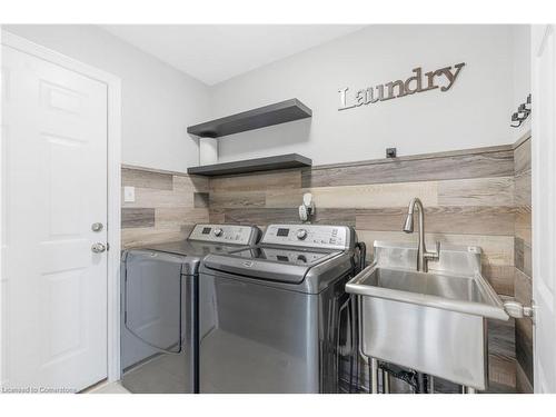 3 Dunrobin Drive, Caledonia, ON - Indoor Photo Showing Laundry Room