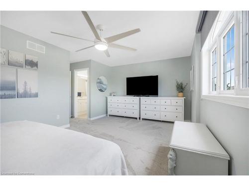 3 Dunrobin Drive, Caledonia, ON - Indoor Photo Showing Bedroom