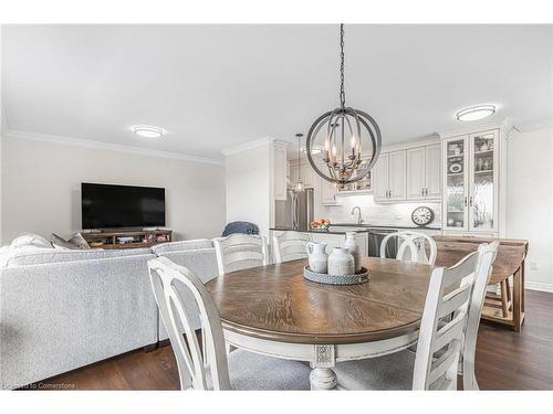 303-350 Concession Street, Hamilton, ON - Indoor Photo Showing Dining Room