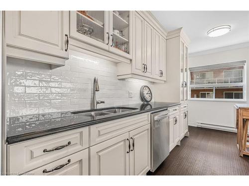 303-350 Concession Street, Hamilton, ON - Indoor Photo Showing Kitchen With Double Sink With Upgraded Kitchen