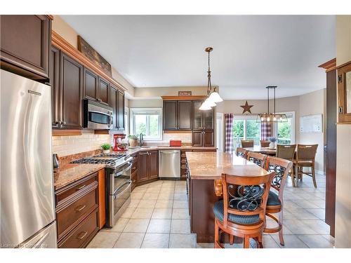 465 Carrie Avenue, Ridgeway, ON - Indoor Photo Showing Kitchen