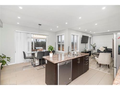 57 Larry Crescent, Caledonia, ON - Indoor Photo Showing Kitchen