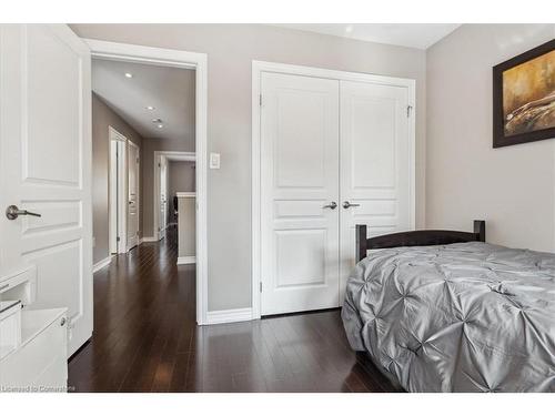 41-515 Winston Road, Grimsby, ON - Indoor Photo Showing Bedroom