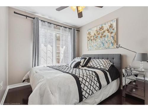 41-515 Winston Road, Grimsby, ON - Indoor Photo Showing Bedroom