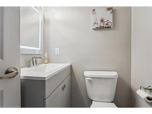 41-515 Winston Road, Grimsby, ON - Indoor Photo Showing Bathroom