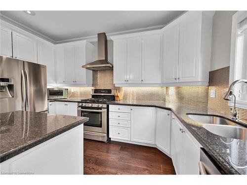 1151 Lockhart Road, Burlington, ON - Indoor Photo Showing Kitchen With Upgraded Kitchen