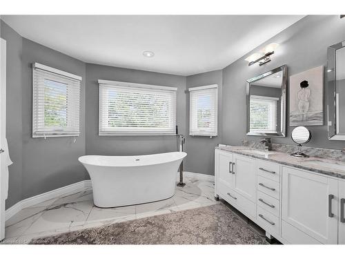 1151 Lockhart Road, Burlington, ON - Indoor Photo Showing Bathroom