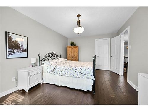 1151 Lockhart Road, Burlington, ON - Indoor Photo Showing Bedroom