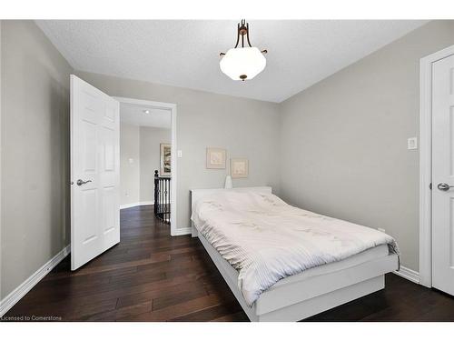 1151 Lockhart Road, Burlington, ON - Indoor Photo Showing Bedroom