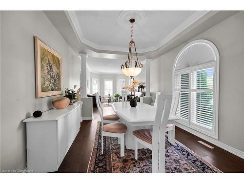 1151 Lockhart Road, Burlington, ON - Indoor Photo Showing Dining Room