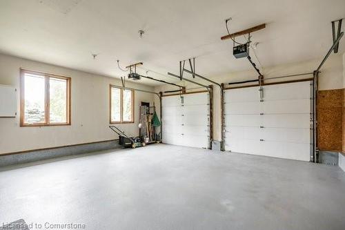 7385 Milburough Line, Milton, ON - Indoor Photo Showing Garage