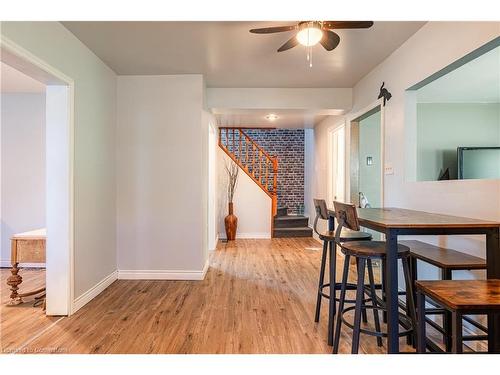 423 Parkdale Avenue, Fort Erie, ON - Indoor Photo Showing Dining Room