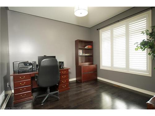 120 Creekside Drive, Welland, ON - Indoor Photo Showing Office