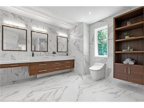 2642 Bluffs Way, Burlington, ON - Indoor Photo Showing Bathroom