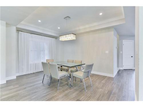 5-1261 Mohawk Road, Ancaster, ON - Indoor Photo Showing Dining Room